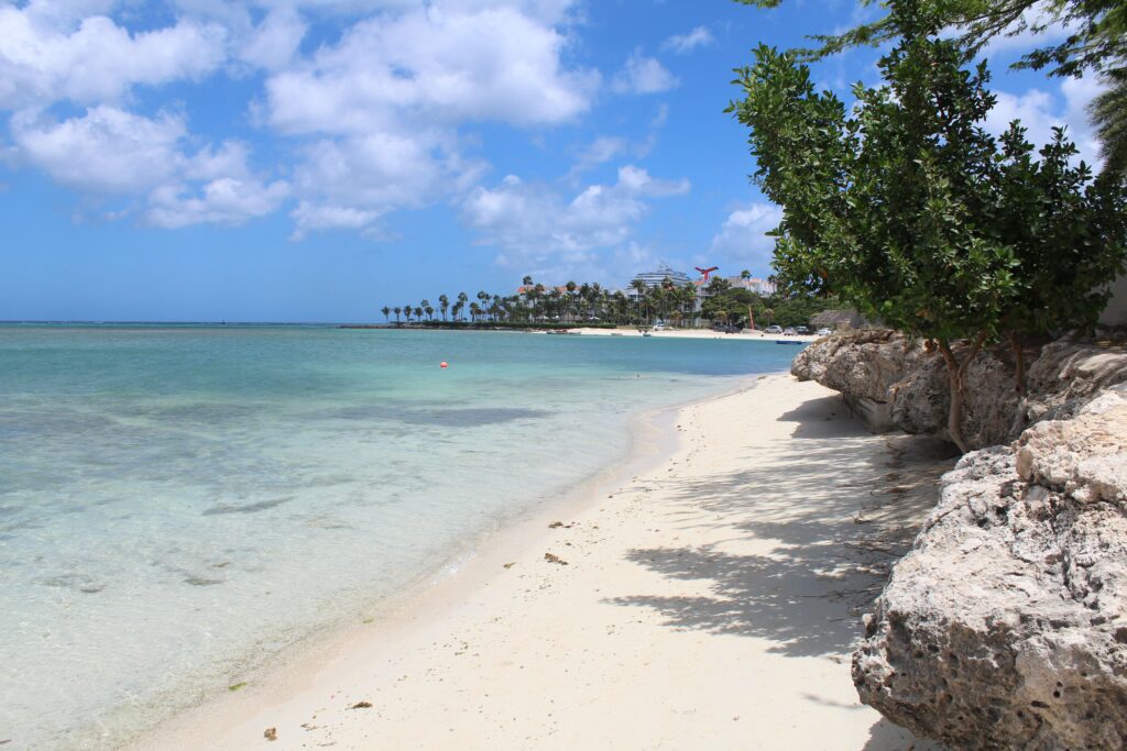 Uma viagem pelo Caribe: descobrindo as belezas das ilhas paradisíacas